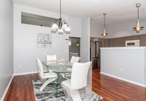 10 Picnic Ct, Lemont IL 60490-6542 exterior