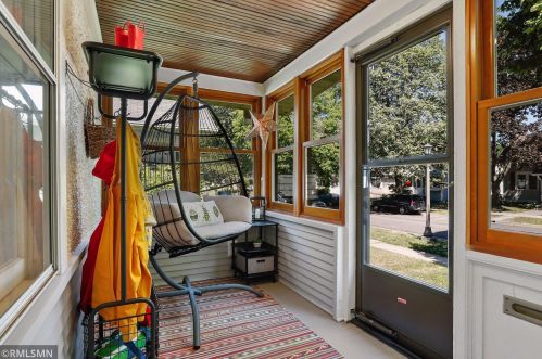 1382 Juliet Ave, Saint Paul MN  55105-2501 exterior
