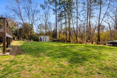 935 Landmark Dr, Atlanta GA  30342-2405 exterior