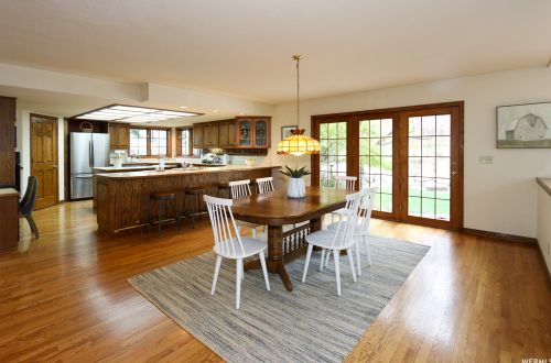 11925 Brookglen Dr, Sandy UT 84092-7149 exterior