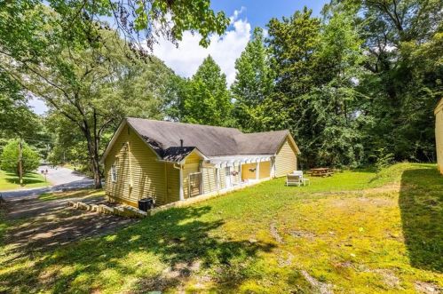 738 Clifton Rd, Atlanta GA  30316-2230 exterior