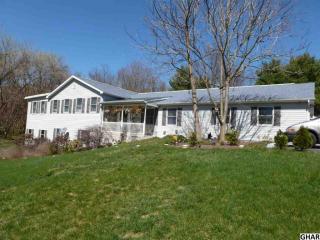 233 Richland Rd, Carlisle PA  17015-7419 exterior