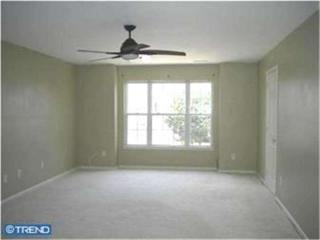 13 Leighton Dr, Mount Laurel NJ  08054-6413 exterior