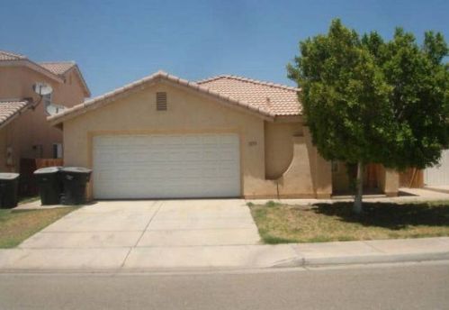 1233 P And F Alvarado Dr, Calexico, CA 92231-3981