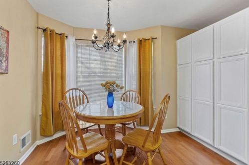 20 Grant Way, Princeton NJ  08540-1600 exterior