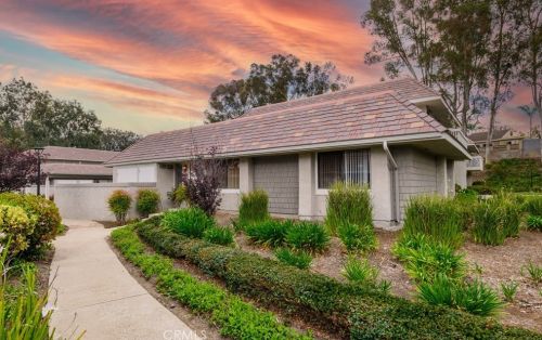 21744 Lake Vista Dr, El Toro, CA 92630-2416