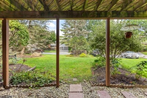62 Goldfinch Dr, Hackettstown NJ  07840-3008 exterior