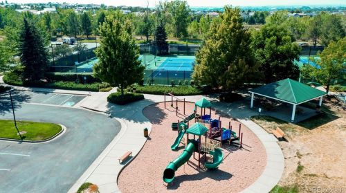 16572 Crestline Pl, Aurora CO 80015-4308 exterior