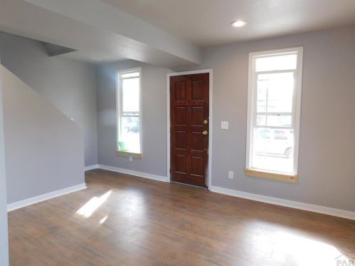 1208 Taylor Ave, Pueblo, CO 81006-1043