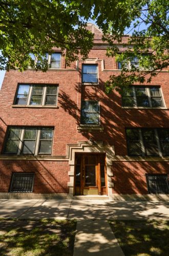 1336 Waveland Ave, Chicago, IL 60613-3711