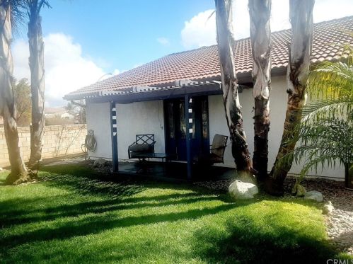 8415 Yarrow Ln, Riverside CA  92508-2926 exterior