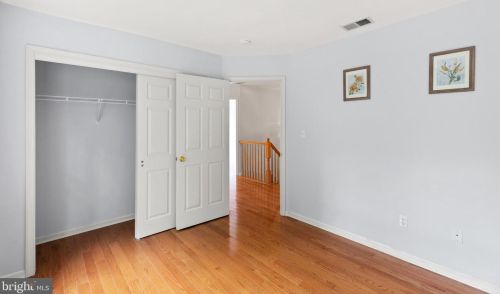 5 Garfield Way, Princeton NJ  08540-1669 exterior