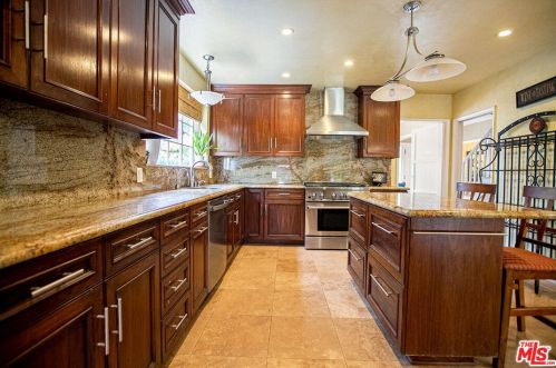 1463 Beaudry Blvd, Glendale CA  91208-1707 exterior