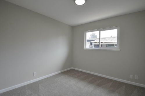 2020 Tokay Ave, Turlock CA  95380-4345 exterior