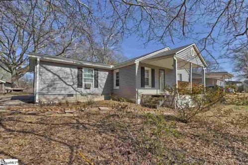 142 Marion Rd, Greenville, SC 29617-3343