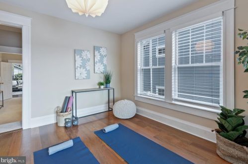 728 Oak Grv Cir, Severna Park MD 21146-4219 exterior