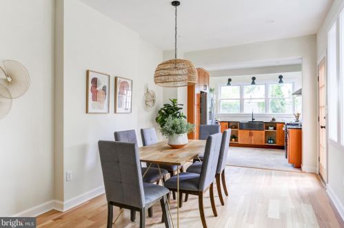 241 Elm St, Lancaster PA  17603-3445 exterior