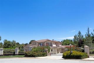18702 Cedargrove Path, Riverside CA  92504-9591 exterior