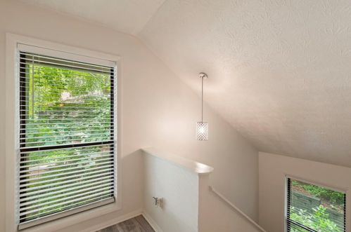 1004 Cumberland Ct, Smyrna GA  30080-8654 exterior