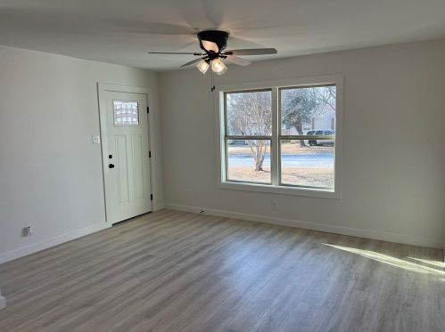 5317 Townsend Dr, Fort Worth TX  76115-4128 exterior