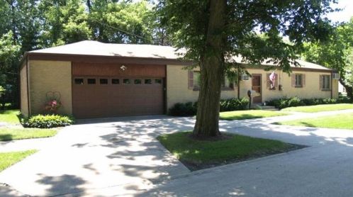 827 Harlem Ave, Glenview, IL 60025-4253