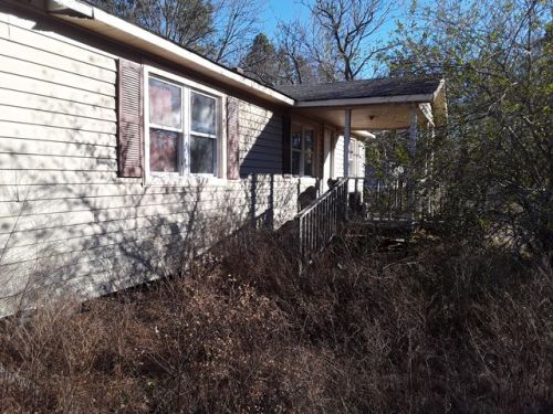 2808 Best Rd, Bethune, SC 29009-9658
