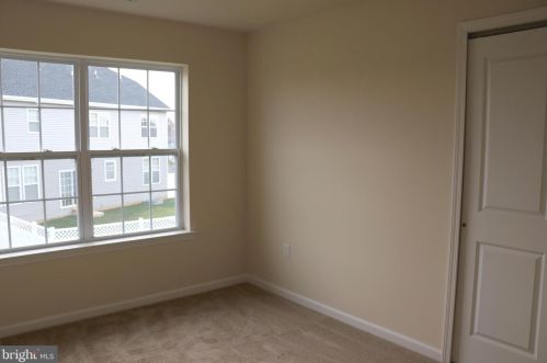 30 Stoneham Rd, Trenton NJ exterior