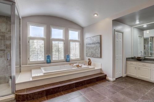 2275 Cherry Hl Farm Dr, Englewood CO 80113-7125 exterior