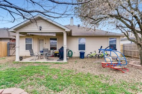 324 Memory Dr, Fort Worth TX  76108-3843 exterior