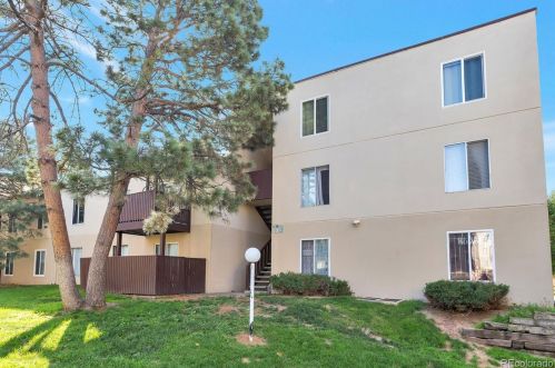 9725 Harvard Ave, Denver CO  80231-3961 exterior