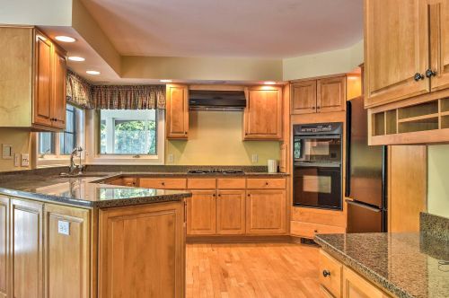 19 Moore Farm Rd, Keene, NH 03431-2077