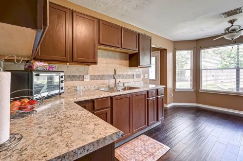 23111 Waterlily Dr, Richmond TX 77406-8616 exterior