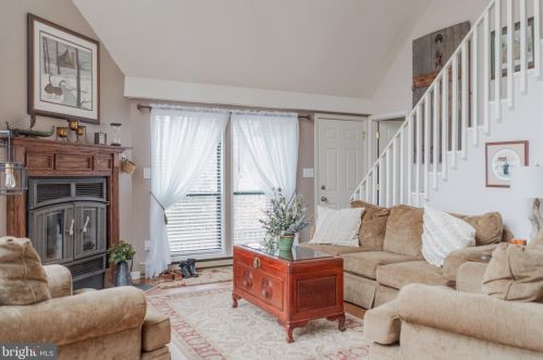 170 Oneida Trl, Hedgesville WV  25427-5248 exterior