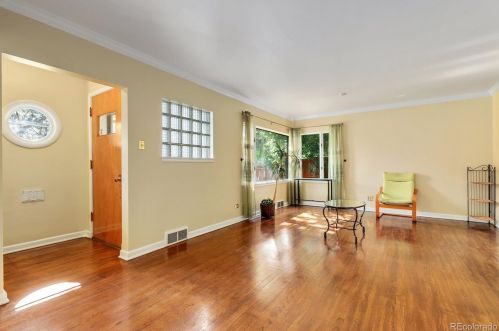 2350 9th Ave, Denver, CO 80206-3755