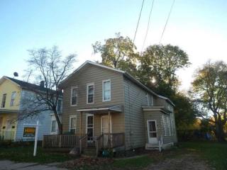 1912 Myrtle St, Erie, PA 16502-2635