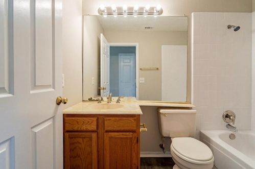 2414 Forestbrook Dr, Garland TX  75040-4029 exterior