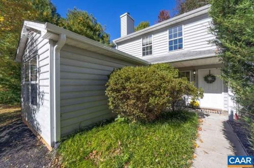 1074 Towne Ln, Charlottesville, VA 22901-3172