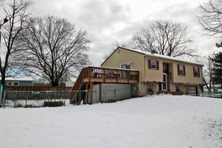 121 Westfield Ave, Piscataway NJ  08854-5537 exterior