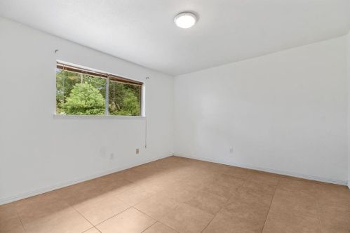 521 Gardenia St, Angleton TX 77515-4865 exterior