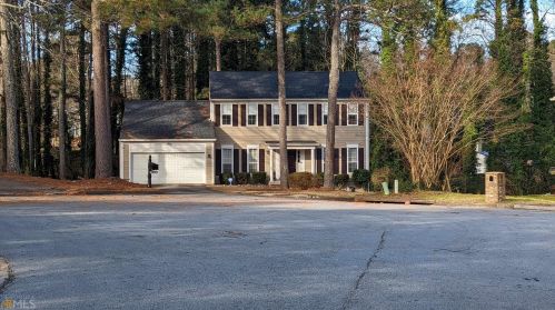 3031 Savannah Bay Ct, Lithonia, GA 30078-3482