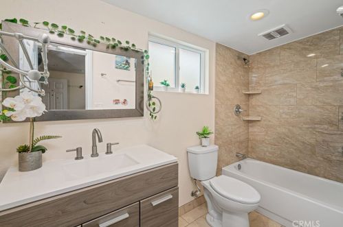 3415 Torrey St, Riverside CA  92503-5118 exterior