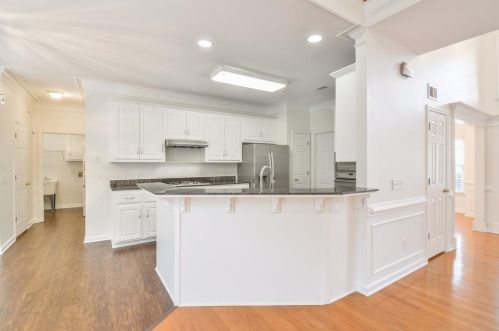 4800 Highland Lk Dr, Atlanta GA  30349-3913 exterior