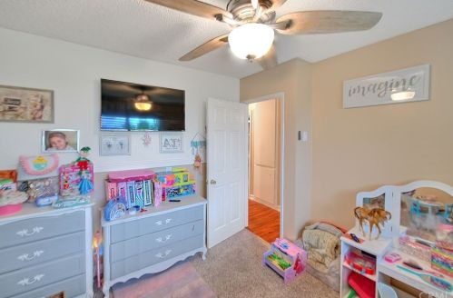 2742 Gleason Ct, Riverside CA  92506-4325 exterior