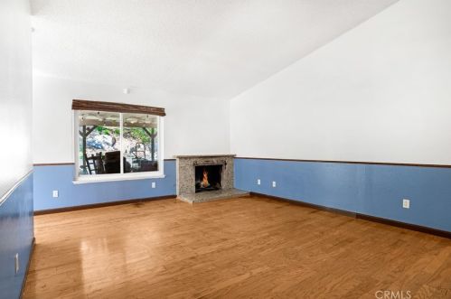 8088 Camelot Rd, Riverside, CA 92503-2977