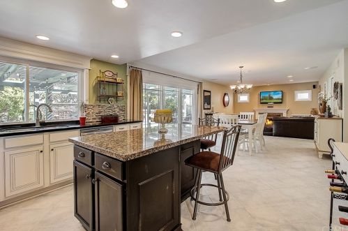 14912 Elm Ave, Irvine CA  92606-2611 exterior