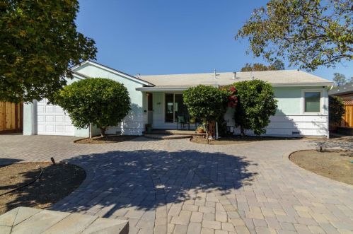 641 El Cerrito Way, Gilroy, CA 95020-4315