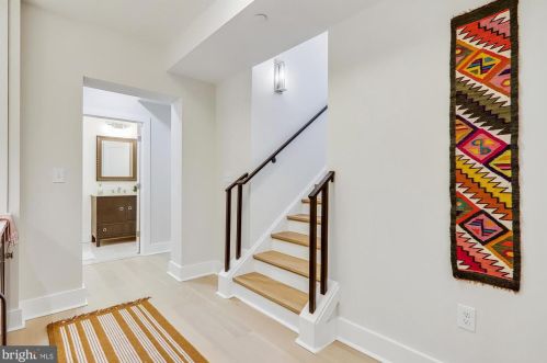 106 Geneva Ave, Silver Spring MD  20910-5105 exterior