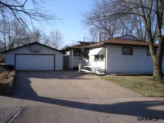 3255 48th St, Omaha, NE 68106-4069