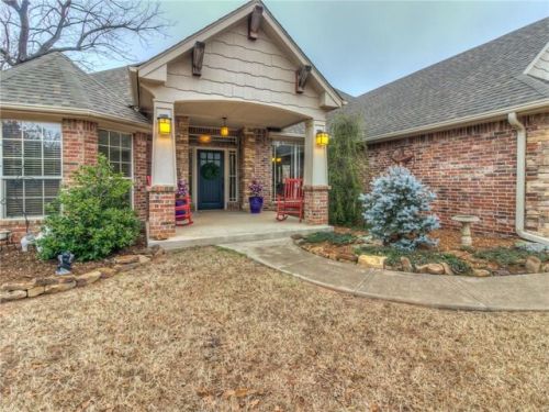 1807 Hunters Path, Edmond, OK 73034-1631