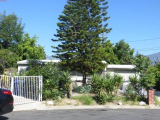 2215 Broach Ave, Duarte, CA 91010-3504